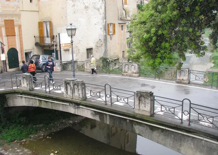 La Casa Sul Fiume Aquila 아파트